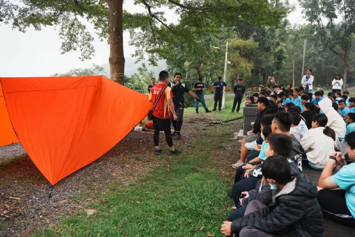 大武山山林教育服務中心防災體驗營，屏東15所學校培養山野技能